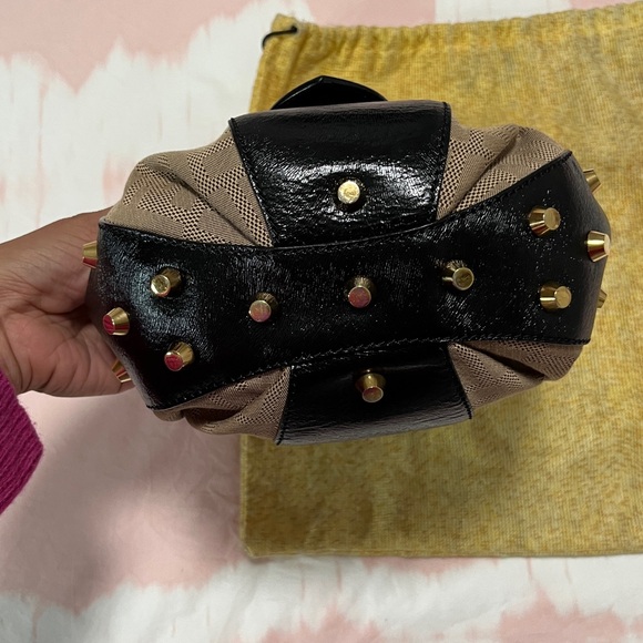 Vintage Fendi Black and Brown Logo Handbag - Picture 4 of 12